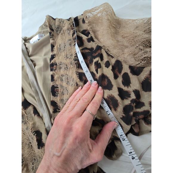Rosevelvet EUC Leopard cut out lace sheer ruffle maxi dress 2X brown tan - Picture 8 of 17